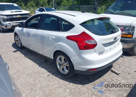 2014 Ford Focus Se z USA, uszkodzony, nr VIN 1FADP3K26EL238606